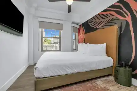 Nob Hill - 40