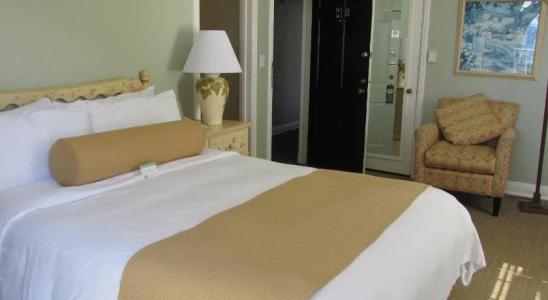 The Colonial Terrace - 3