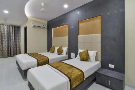 Aroma- Dadar - 21