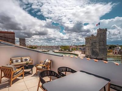 Maisons du Monde Hôtel & Suites - La Rochelle Vieux Port - 140