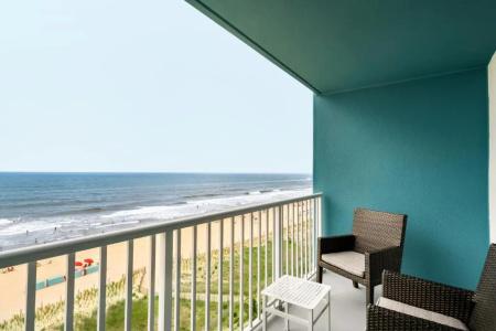 DoubleTree by Hilton Ocean City Oceanfront - 55