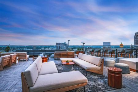 Thompson San Antonio Riverwalk - 27