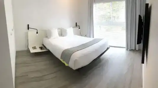 Beach Haus Key Biscayne Contemporary - 30