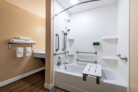 TownePlace Suites by Marriott Indianapolis Airport - 27