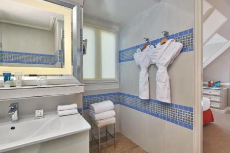 Hôtel Regina Louvre - 125