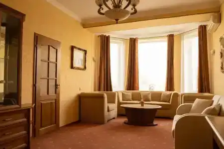 Diplomat Club - 3