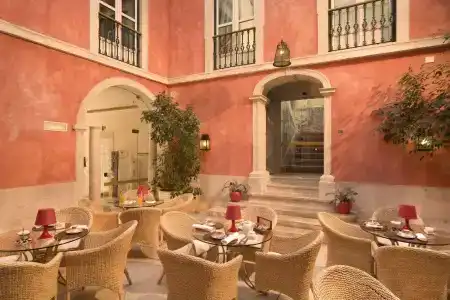 Real Palacio - 28