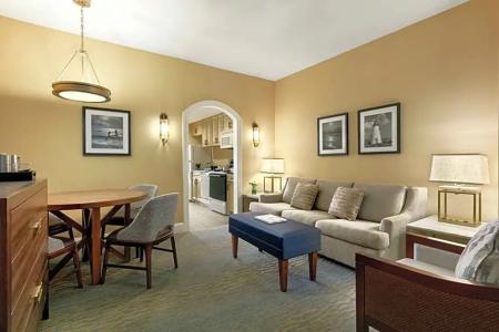 Hilton Suites Oceanfront - 50