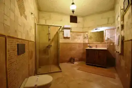 Harman Cave - 110