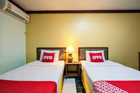 OYO 293 The Green Mansion - 33