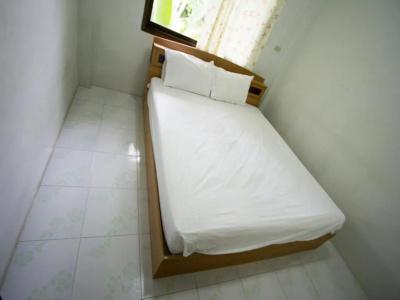 Chaiwat - 25