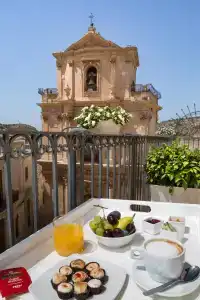 Palazzo Conti Camere & Suites - 10