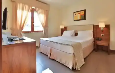 Suites & Residence - 48