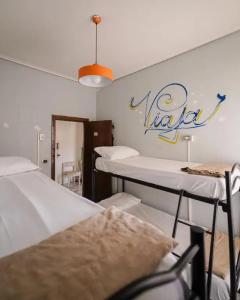 Los Mochileros hostel - 11