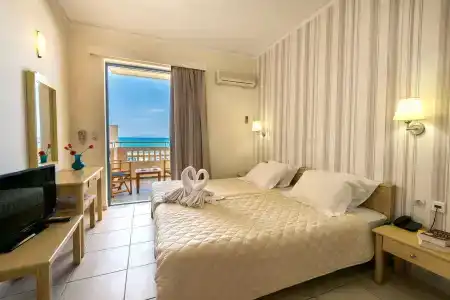 Pearl Beach - 6