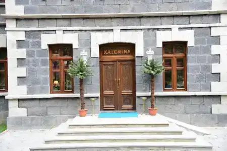 Katerina Sarayı - 0