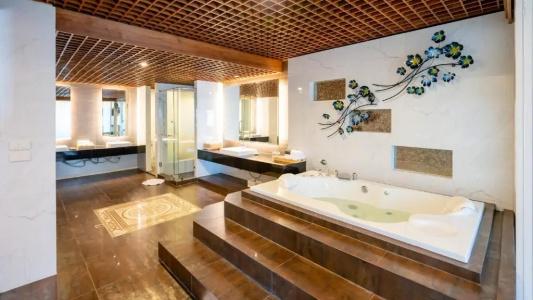Khum Phucome -Sha Extra Plus - 337