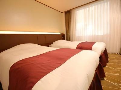 Awina Osaka - 3