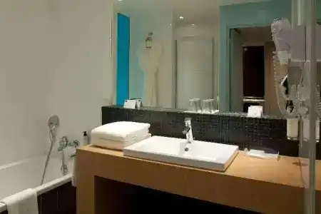 Best Western Premier de la Paix - 39