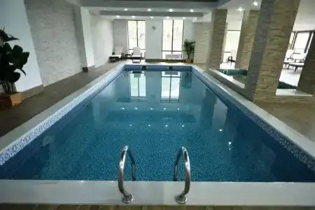 Crystal & SPA - 14