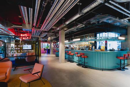 The Social Hub - 18