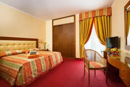 Metropole - 28