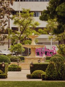 The Maybourne Beverly Hills - 46