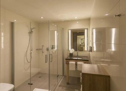 Hampton By Hilton Frankfurt Airport - 10