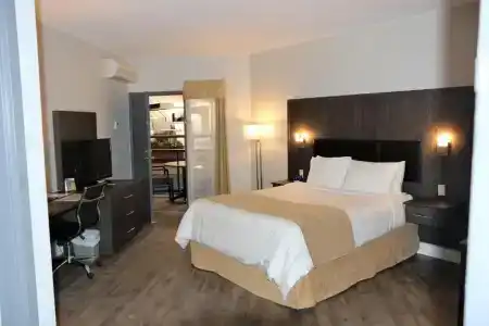 Best Western-Montreal & Conference Centre - 91