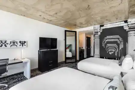 Lorenzo - 1