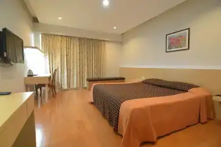 Charoen - 3
