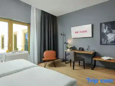 mk tirana - 26