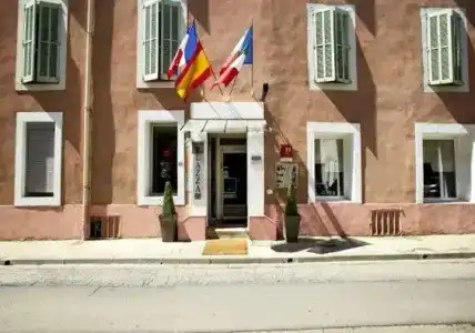 Kyriad Nimes Centre - 19
