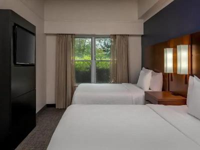 Residence Inn by Marriott Airport - 81