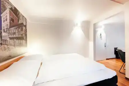 ibis Aachen Hauptbahnhof - 53