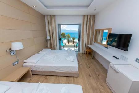 Saranda Palace - 50