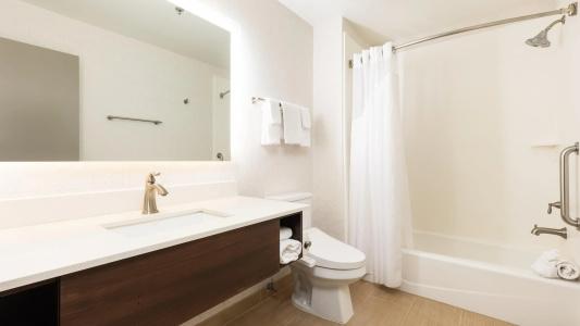 Holiday Inn Express Bellingham, An Ihg - 8