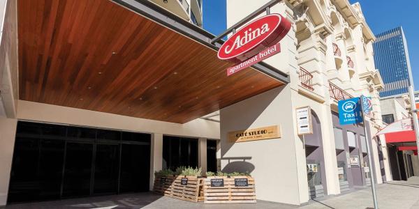 Adina Apartment Barrack Plaza - 26