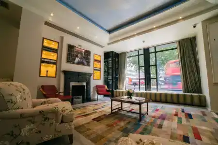 Sloane Square - 6