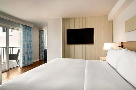DoubleTree by Hilton Ocean City Oceanfront - 80