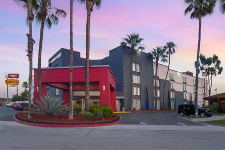 Best Western Plus Commerce - 38