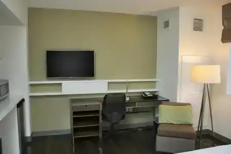Element Miami Doral - 28