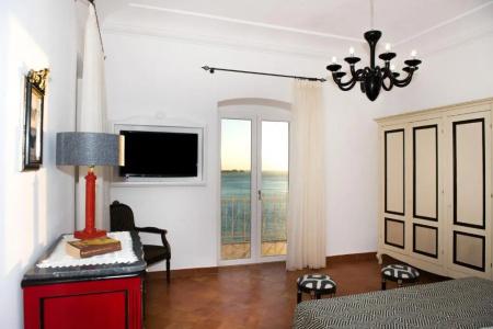 Eden Roc Suites - 300