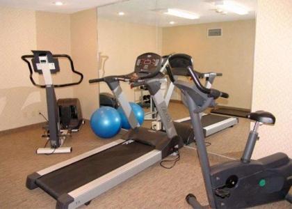 Quality Inn - 15