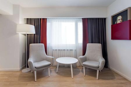 Park Inn by Radisson & Residence - 8