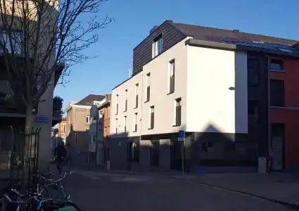 Ladeuze - 0