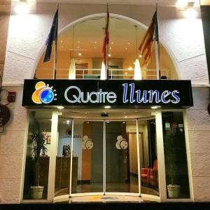 Quatre Llunes - 1