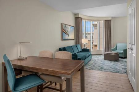 Embassy Suites by Hilton Charleston Harbor Mt. Pleasant - 61