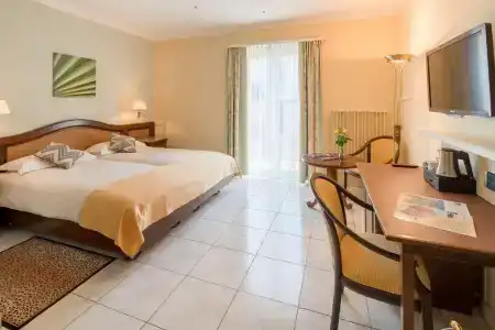 Best Western Bellevue au Lac - 1