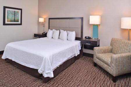 Hampton Inn & Suites - 30